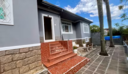 Casa Residencial à Venda no bairro Nonoai