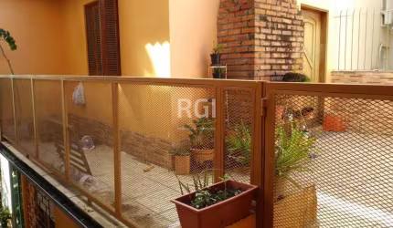 Casa para Venda - 164m², 2 dormitórios, 2 vagas - Santana