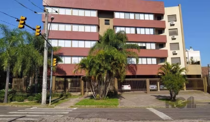 Apartamento garden para comprar com 156 m² privativos, 3 dormitórios, no Bairro Jardim Lindoia