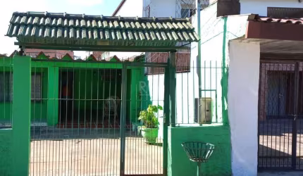 Casa para Venda - 336m², 5 dormitórios, sendo 1 suites, 2 vagas - Belém Novo, Porto Alegre