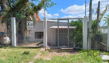 casa mista com 2 vagas na cavalhada Porto Alegre /RS