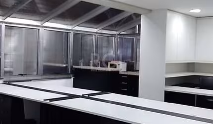 Conjunto/Sala para Venda - 80m², 0 dormitórios, São João