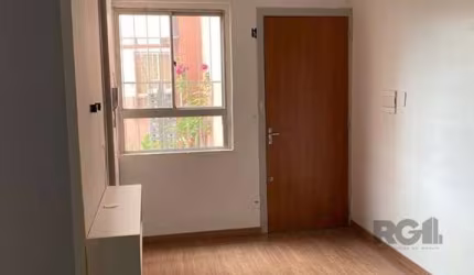 Vende-se belo apartamento 2 dormitórios semi mobiliado - 37m² - Rubem Berta