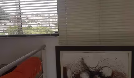 Apartamento de um quarto, suíte e uma vaga de garagem no bairro Mont´Serrat