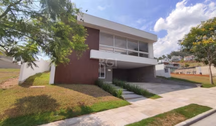 Casa Condominio para Venda - 310m², 3 dormitórios, sendo 3 suites, 2 vagas - Alphaville