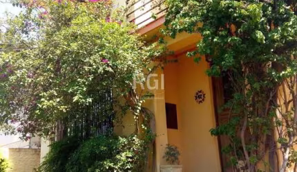 Casa para Venda - 190m², 3 dormitórios, 2 vagas - Medianeira