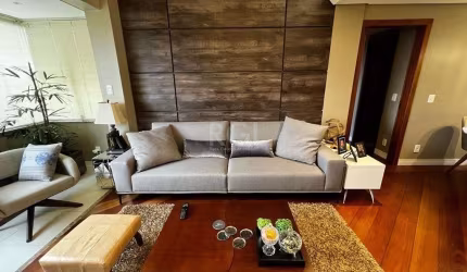 EXCELENTE APARTAMENTO COM 2 DORMITÓRIOS, 1 SUÍTE COM HIDROMASSAGEM E 2 VAGAS DE GARAGEM.