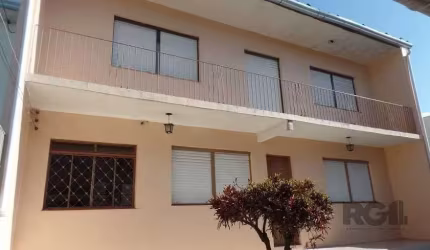 Casa em Jardim Sabará