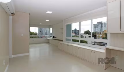 Excelente apartamento de 98m² com 3 dormitórios e 2 vagas.