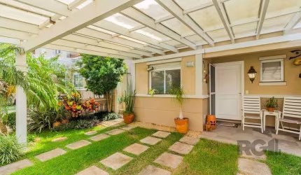 Casa em Condomínio, 157m², 4 dormitórios, 2 vagas no bairro Sarandi