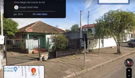 Terreno em Porto Alegre, no bairro Sarandi, à venda.