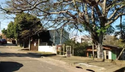 Terreno em Porto Alegre, no bairro Espírito Santo, à venda.