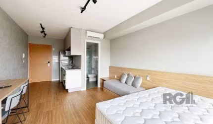 Apartamento para Venda - 29m², 1 quarto, 1 vaga - Petrópolis