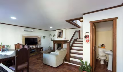 Casa Condominio para Venda - 195m², 2 dormitórios, sendo 1 suites, 2 vagas - Tristeza