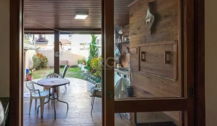 Casa para Venda - 125m², 3 dormitórios, sendo 1 suites, 2 vagas - Aberta dos Morros