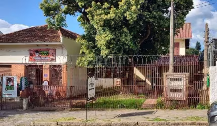 Casa para Venda - 700m², 2 dormitórios, Tristeza