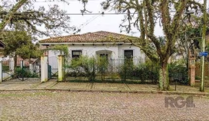 Casa com 3 dormitórios, 153 m² no bairro Vila Conceição, zona sul de Porto Alegre/RS.