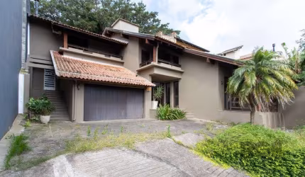 Casa de 3 dormitórios no Jardim Isabel com vista para o Guaíba.