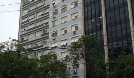 Apartamento 3 quartos, suite, dep de empregada,andar alto,Bairro Centro