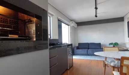 Cobertura com 2 Quartos e Piscina no bairro Jardim Lindoia