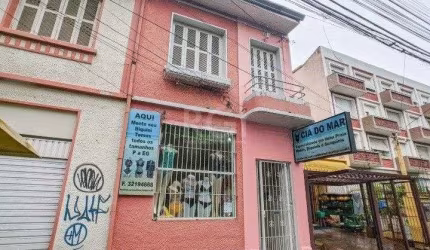 Casa para Venda - 202m², 2 dormitórios, Farroupilha