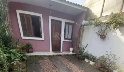 OPORTUNIDADE !! CASA NA HIPICA COM ÓTIMA LOCALIZAÇÃO