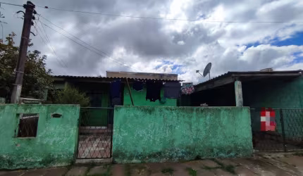 Casa de 3 dormitórios - Bairro restinga