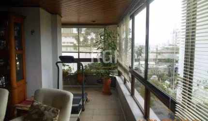 Apartamento para Venda - 137m², 3 dormitórios, sendo 1 suites, 2 vagas - Petrópolis
