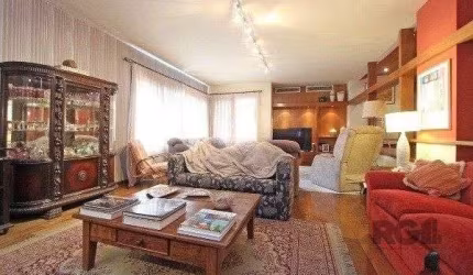 Vende-se amplo apartamento 3 dorm c/ suíte, 2 vagas cobertas, dependência completa, living com sacada - 233m² - Moinhos de Vento