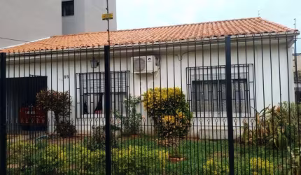 Casa em Jardim Botânico