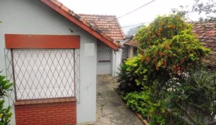 Casa 3 dormitórios perto da PUC/Cristiano Fischer
