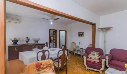 Casa com 3 dormitórios no Bairro Auxiliadora