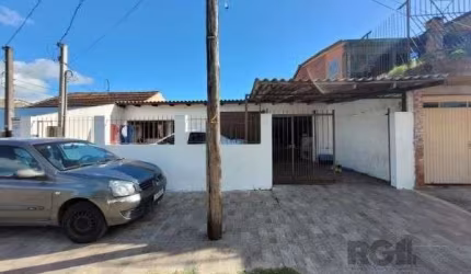 Casa em Porto Alegre, no bairro Restinga, com 3 dormitório(s), e 3 banheiros, à venda.