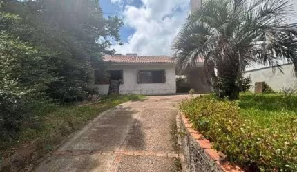 Casa térrea de 3D no miolo do Bairro Tristeza.