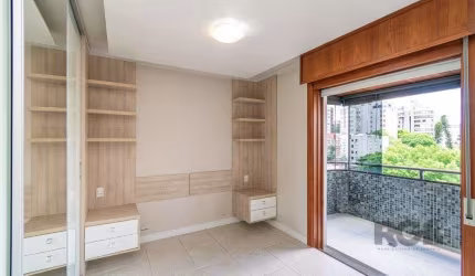 Apartamento para Venda - 101m², 2 dormitórios, sendo 1 suites, 1 vaga - Petrópolis