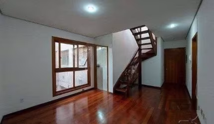 Cobertura de 2 Dormitórios com Terraço e Churrasqueira - 115m² - Petrópolis