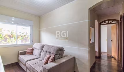 Casa para Venda - 72m², 3 dormitórios, Jardim Carvalho