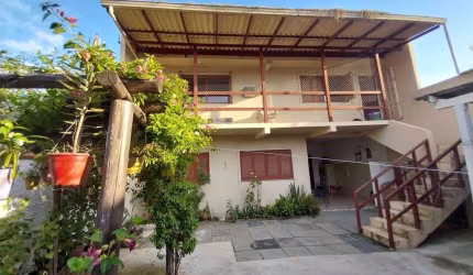 Casa em Ponta Grossa