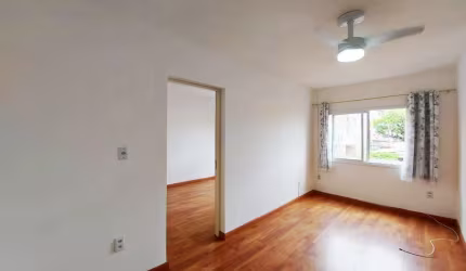 Apartamento de 1 dormitório com 1 vaga no Bairro Coronel Aparício Borges