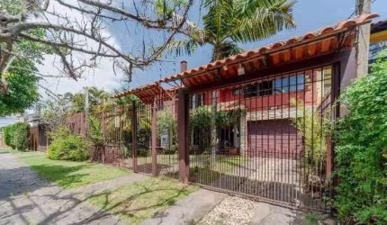 Casa no Imperial Park 3 dormitórios sendo 1 suíte, próximo a av. Juca Batista