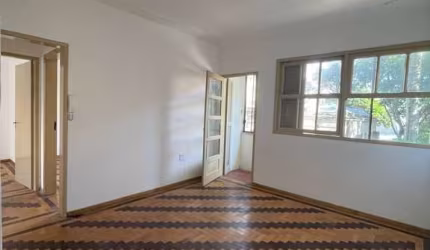 Apartamento 02 dormitórios Cidade Baixa.