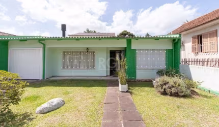 Casa para Venda - 182m², 4 dormitórios, sendo 1 suites, 4 vagas - Jardim Isabel