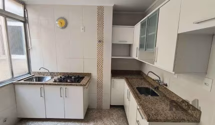 Apartamento com 02 dormitório no Bairro Floresta em Porto Alegre.
