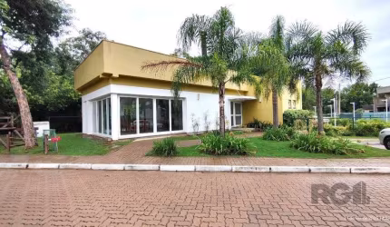 Casa em Condomínio à venda, bairro Campo Novo, 3 quartos (1 suite), 3 banheiros, 1 vaga