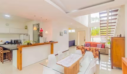 Casa em Condomínio 3 dorms à venda Avenida Juca Batista, Hípica - Porto Alegre