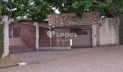 Casa de 272 m², 4 Dormitórios, 3 Suítes, 2 Vagas de Garagem, no Bairro Bonfim, em Campinas - SP.