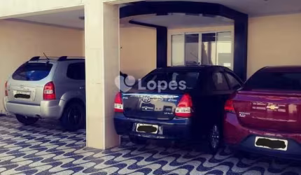 Excelente sobrado com quatro casas