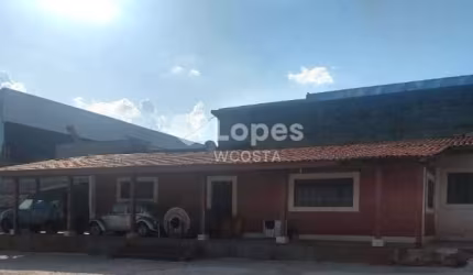 Prédio comercial de 220m², Paulínia