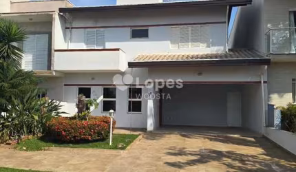 Sobrado de 4 dorms, Condomínio Raízes