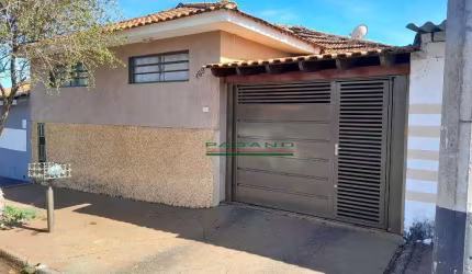 Casa com 3 dormitórios à venda, 140 m² por R$ 320.000,00 - Jardim João Berbel - Cravinhos/SP